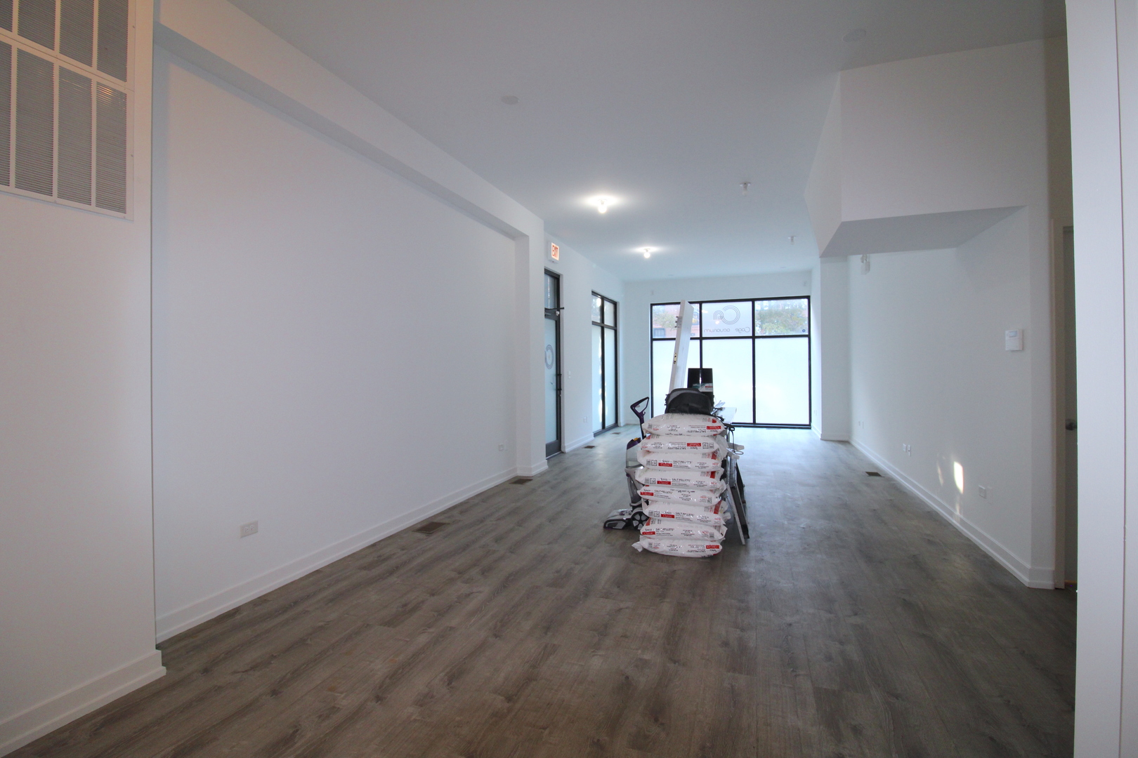 935 N Ashland Avenue 1 Property Photo 3