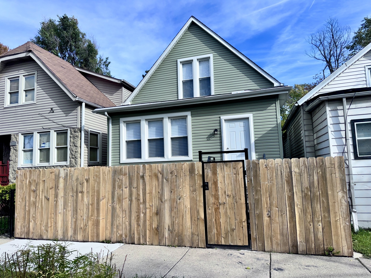 11581 S Lafayette Avenue Property Photo 3