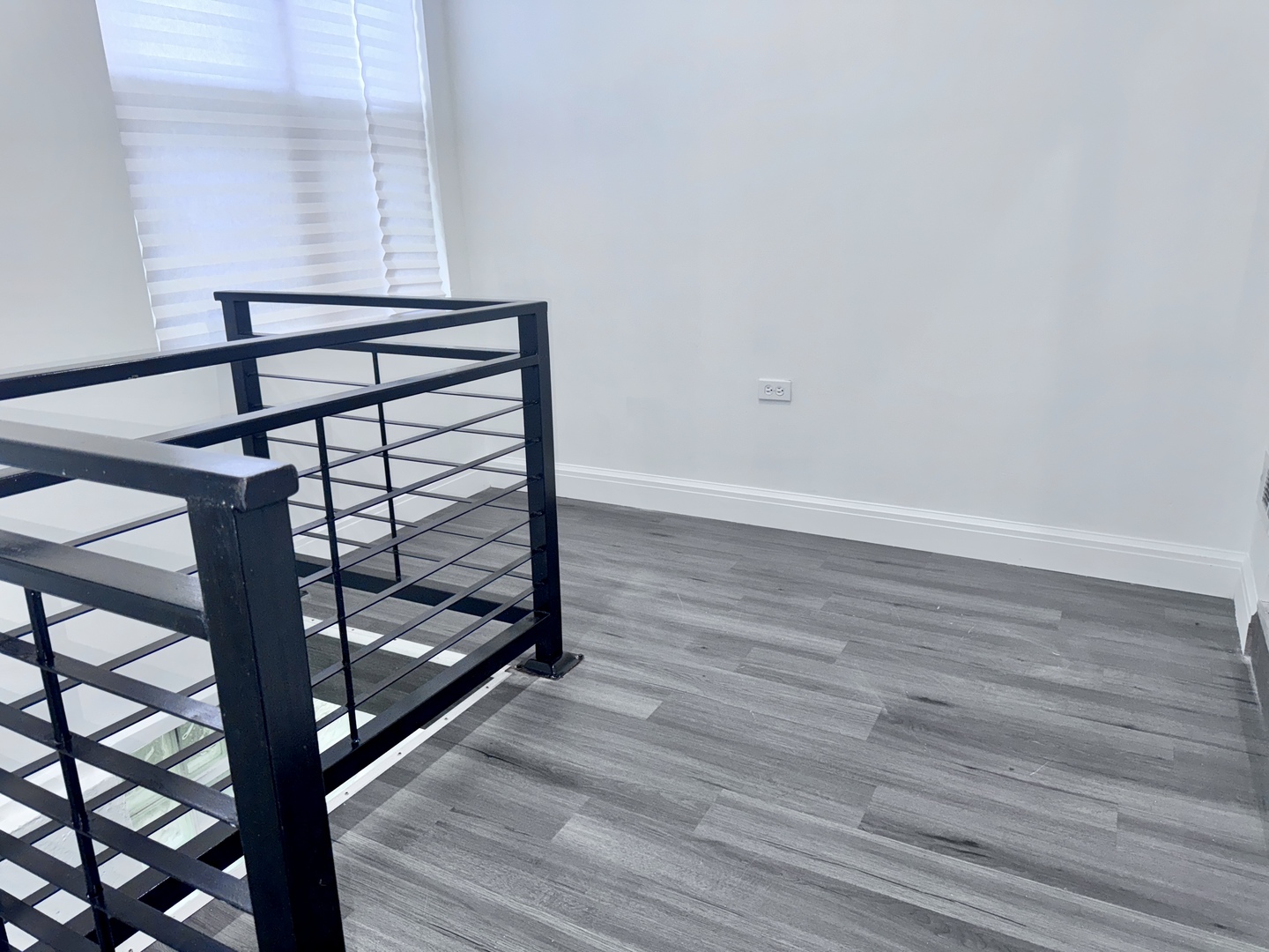 11581 S Lafayette Avenue Property Photo 14