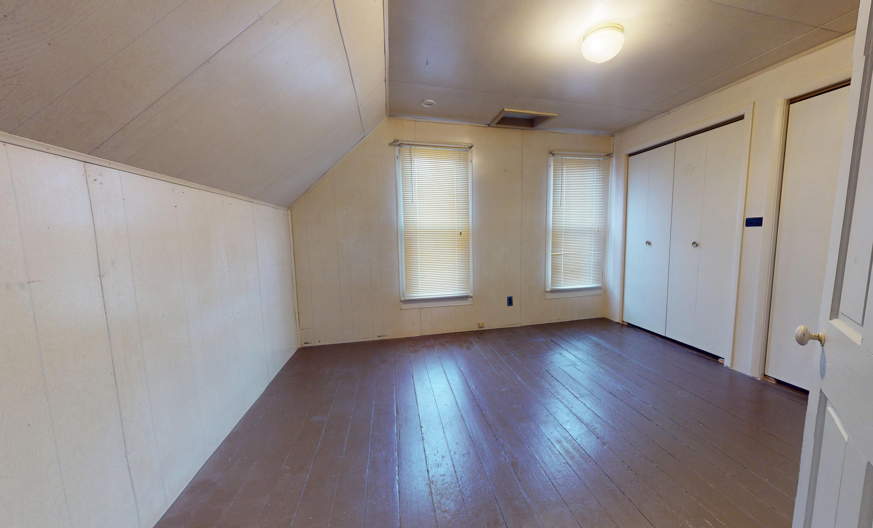 106 S Eldorado Street Property Photo 10