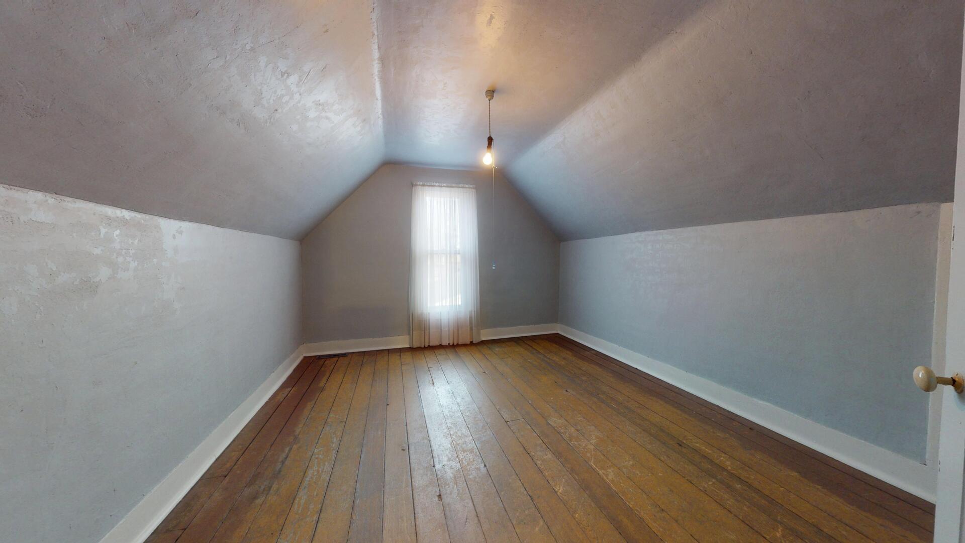 106 S Eldorado Street Property Photo 11