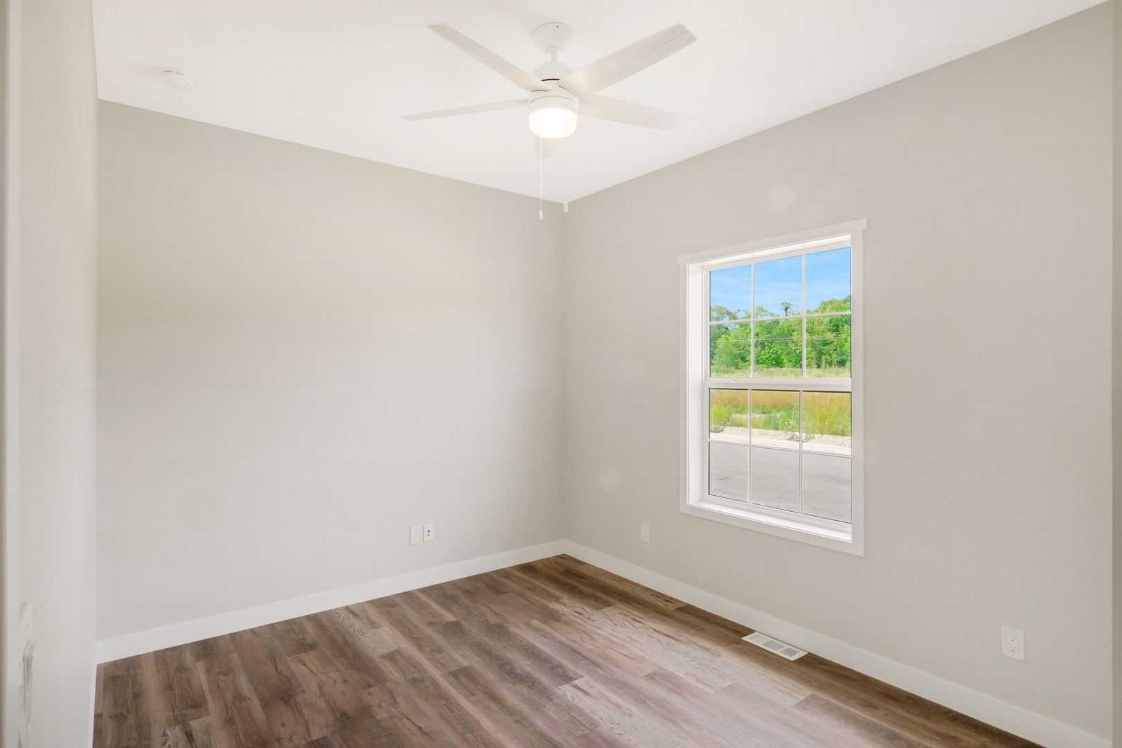 9 Lilac Lane Property Photo 11
