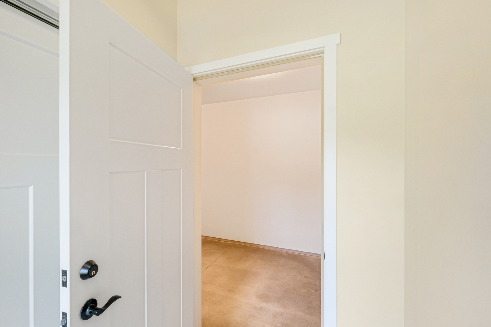 9 Lilac Lane Property Photo 17