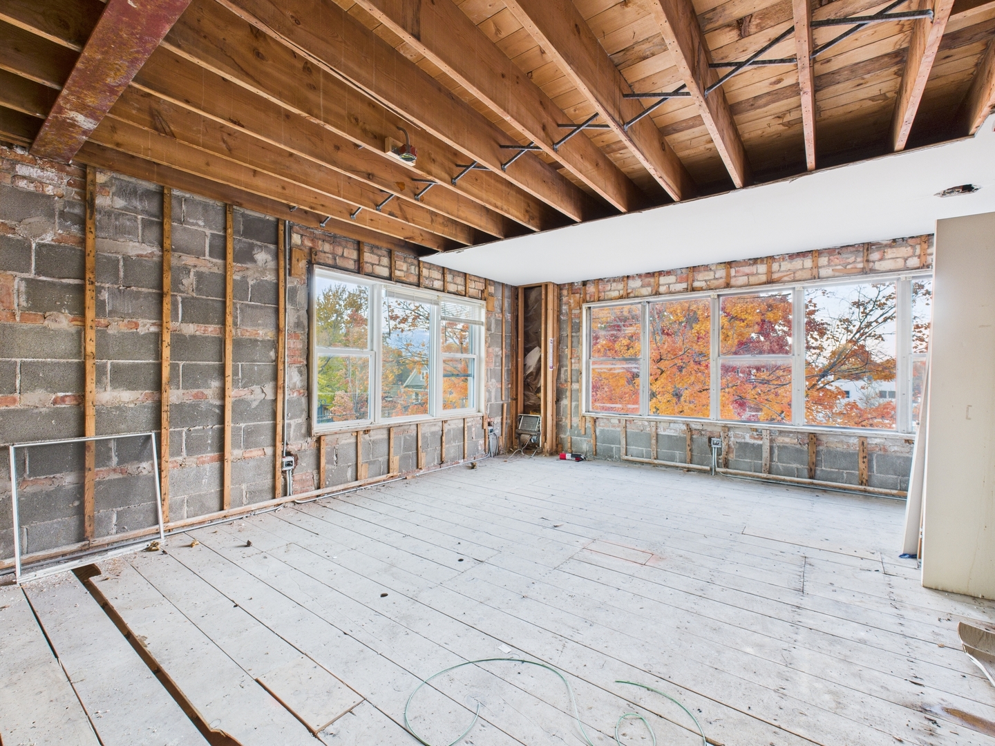 300 Chicago Avenue 4n Property Photo 5