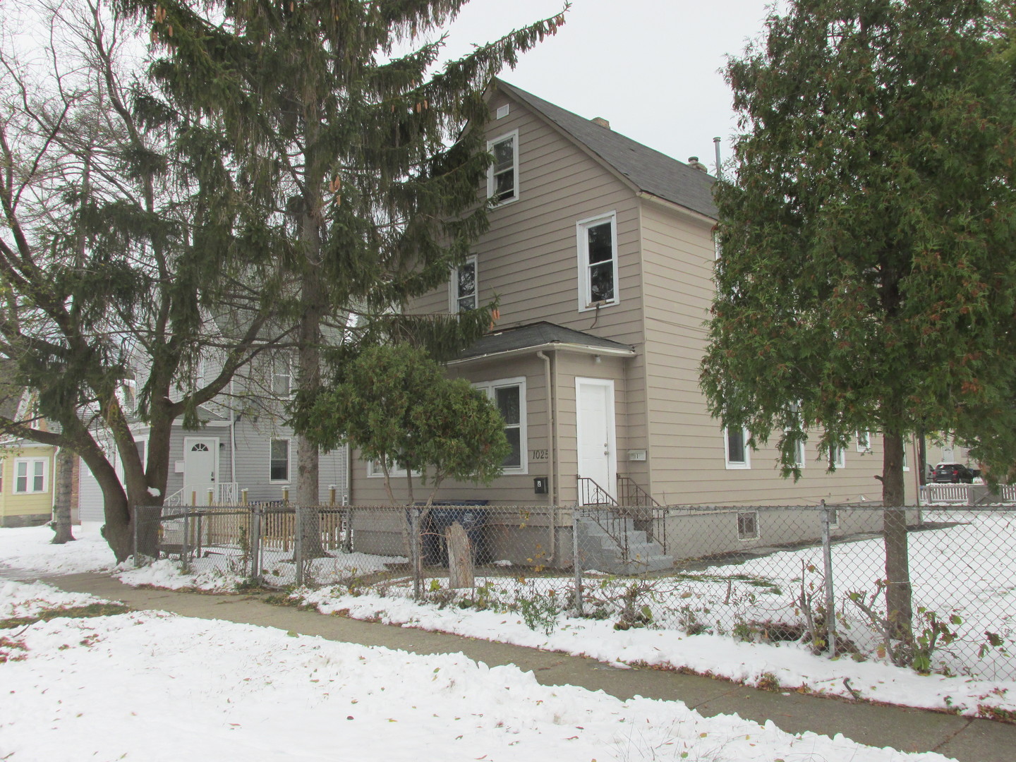 12515823 Property Photo 2