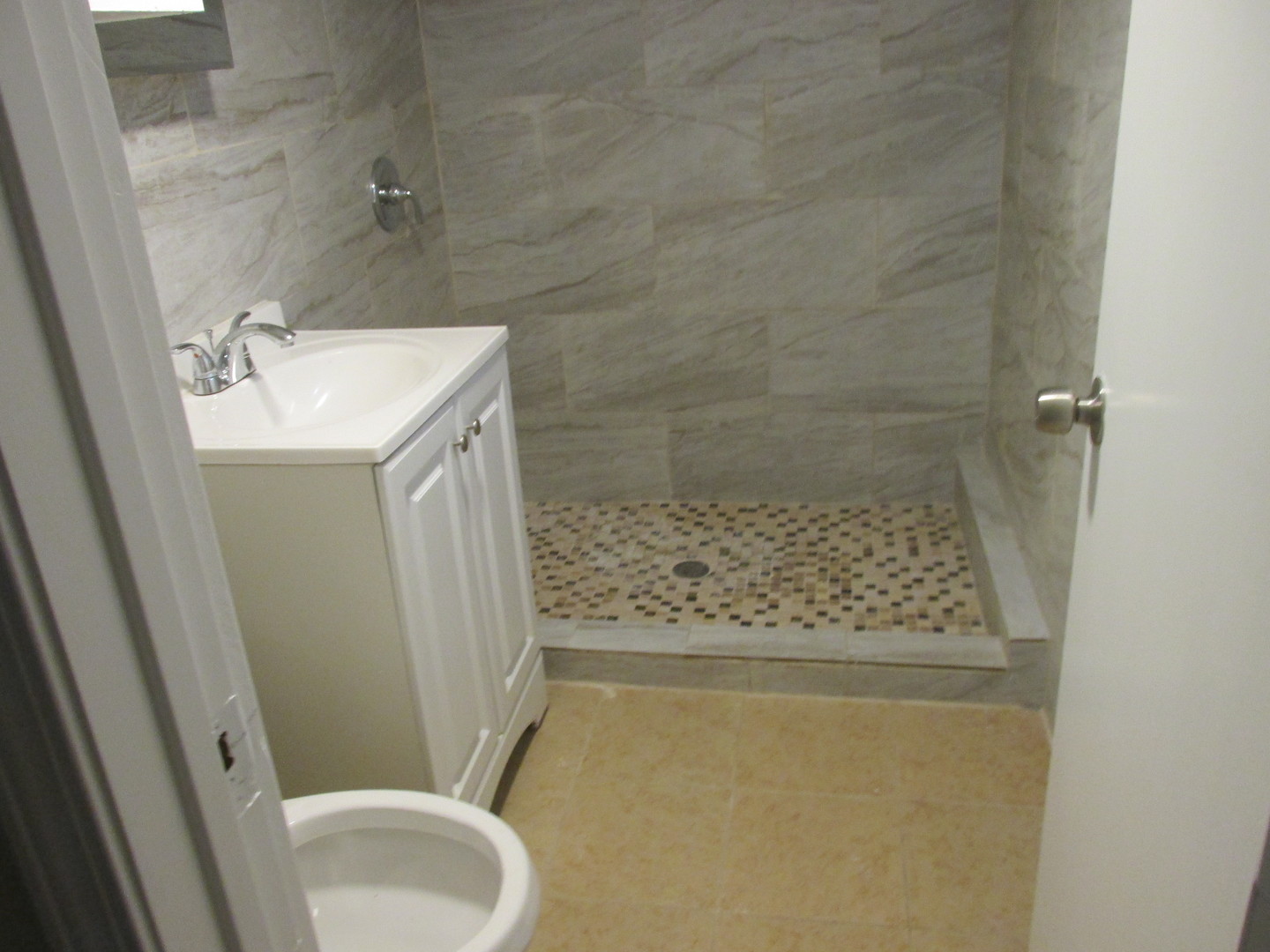 12515823 Property Photo 19