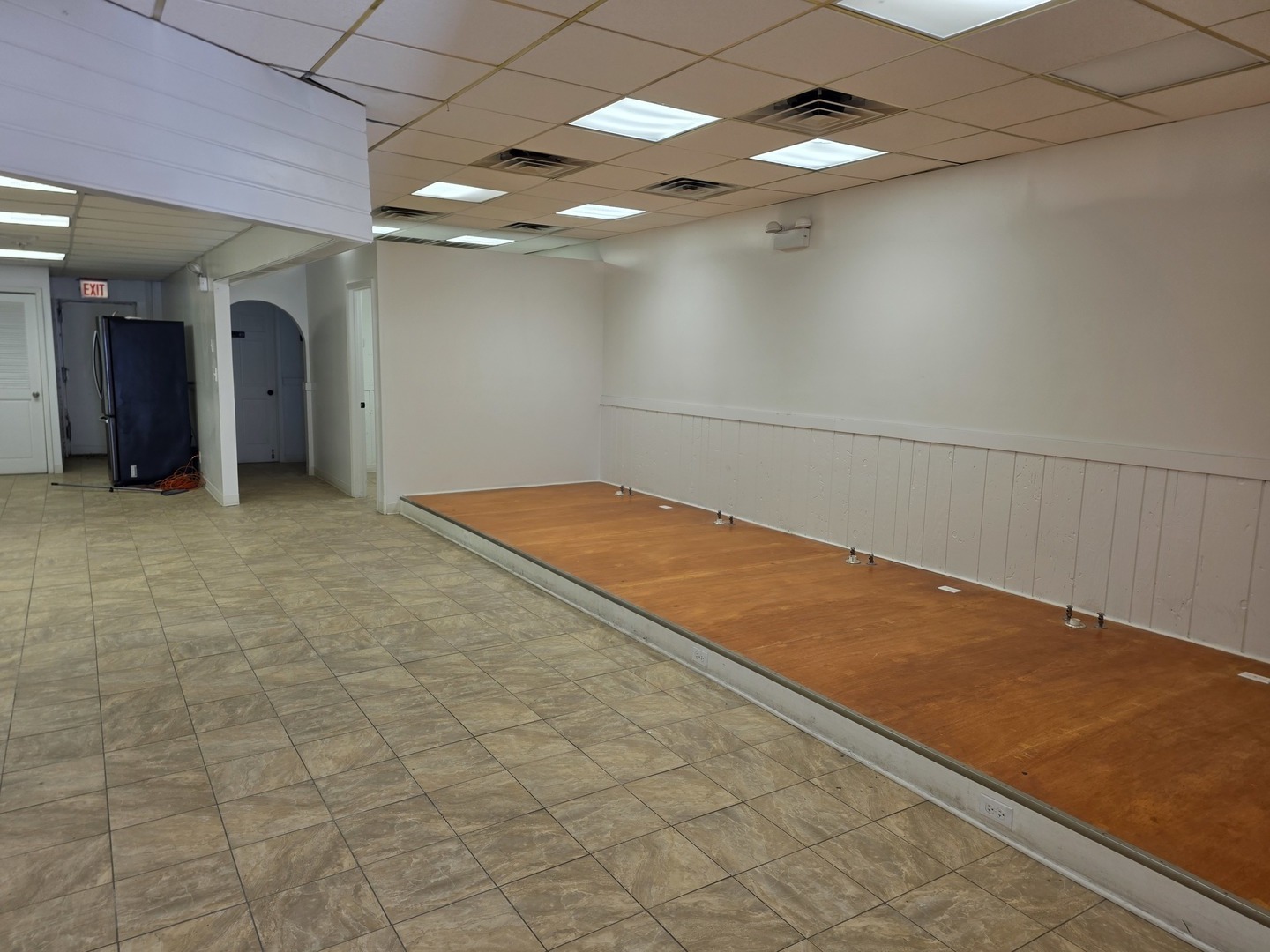 2918 W 63rd Street Property Photo 4