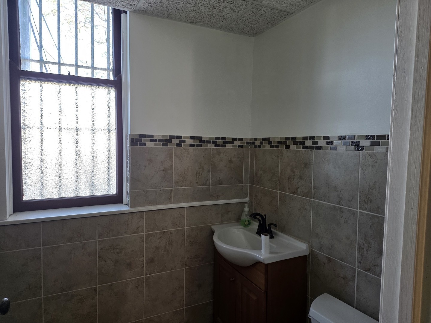 2918 W 63rd Street Property Photo 10
