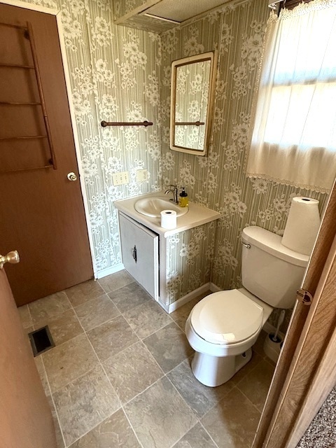 136 N Washington Street Property Photo 8