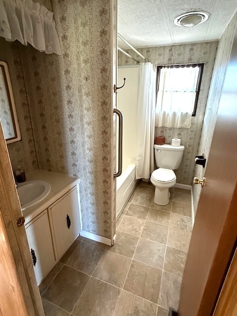 136 N Washington Street Property Photo 12