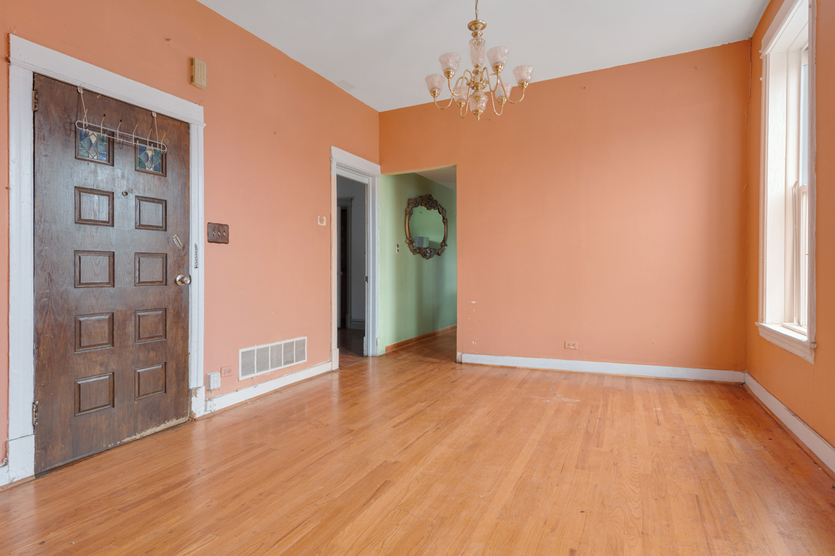 3000 W Diversey Avenue Property Photo 4