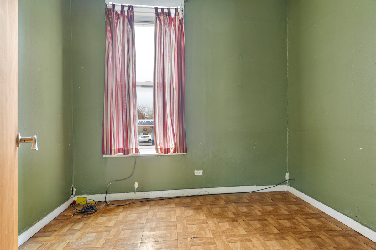 3000 W Diversey Avenue Property Photo 8