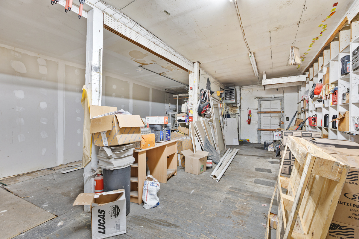 3000 W Diversey Avenue Property Photo 12