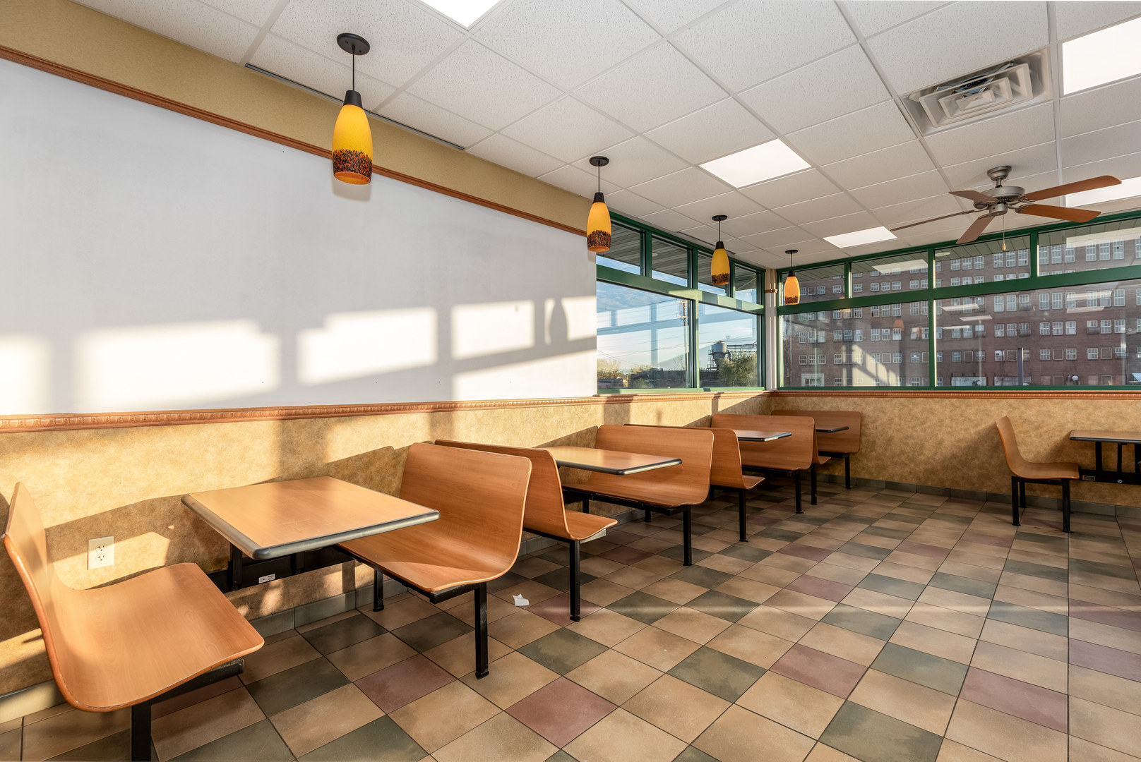 237 Commercial Street Property Photo 4