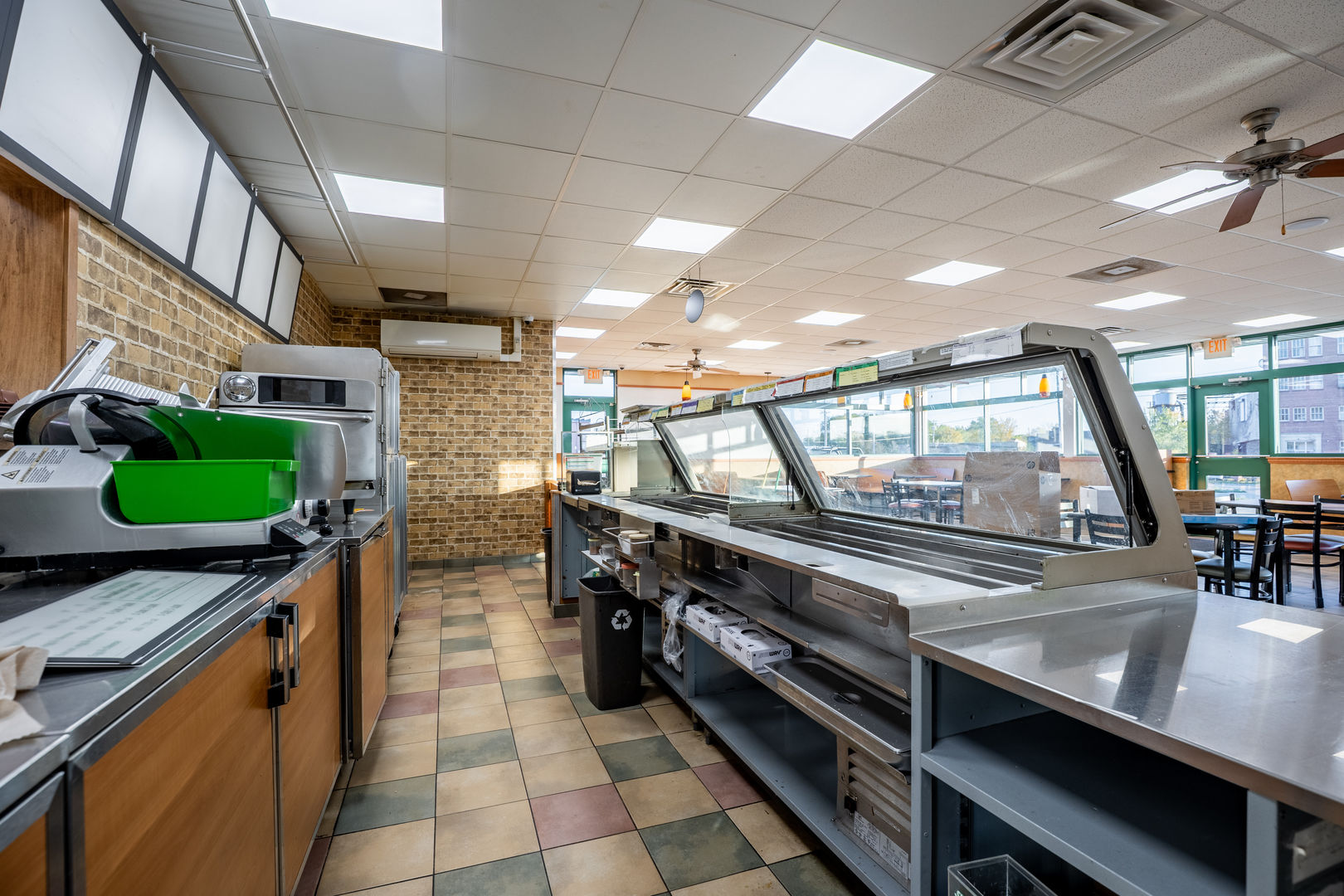 237 Commercial Street Property Photo 6