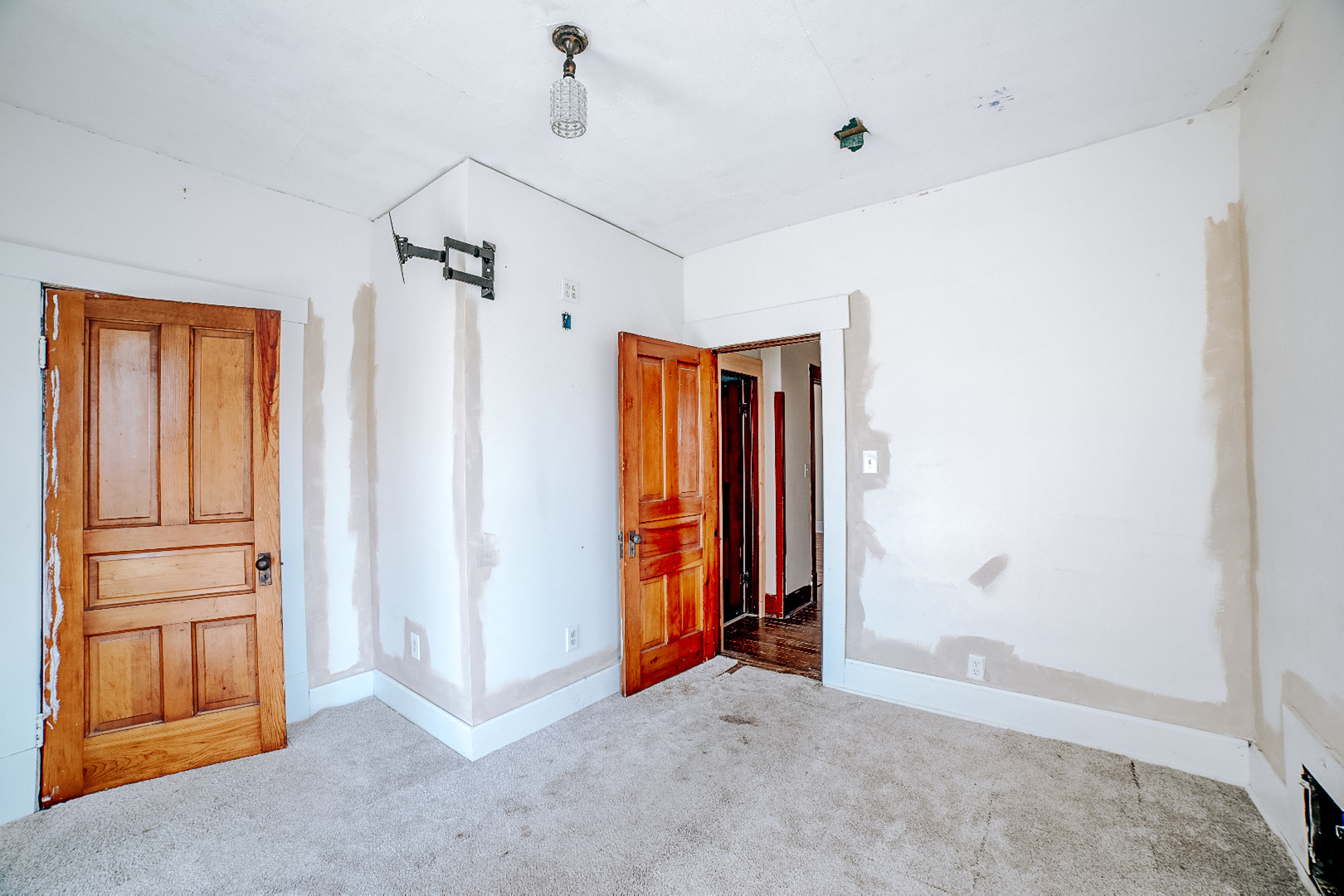 204 N Chicago Street Property Photo 45