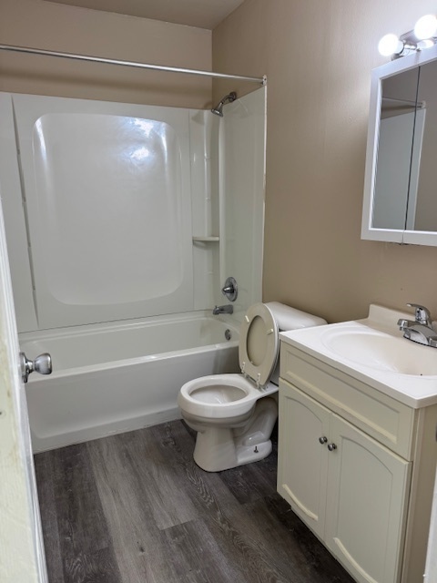 833 N Randall Road C4 Property Photo 2