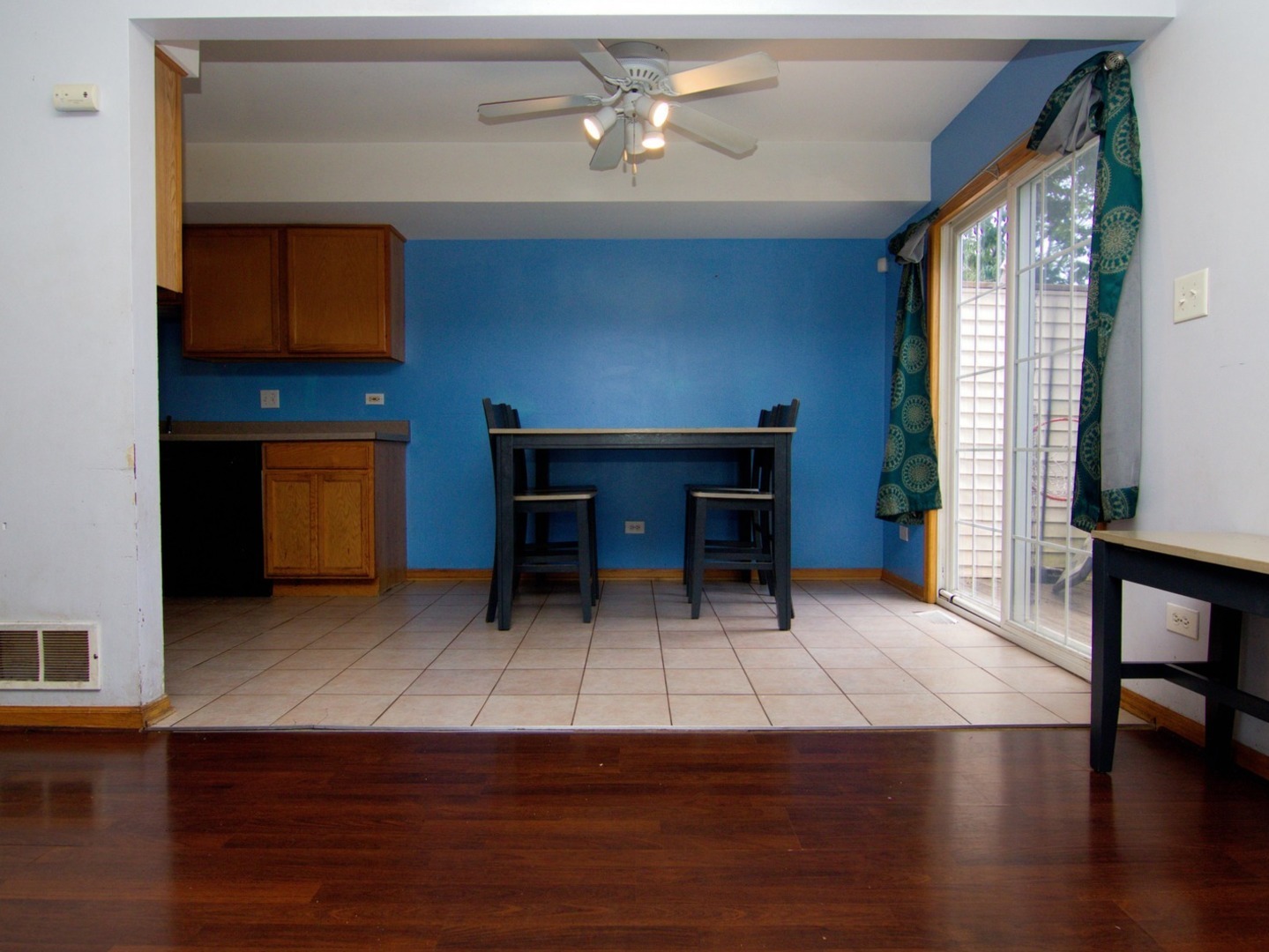 12940 S May Street Property Photo 4