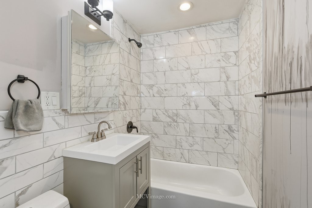 9435 S 78th Avenue Property Photo 11