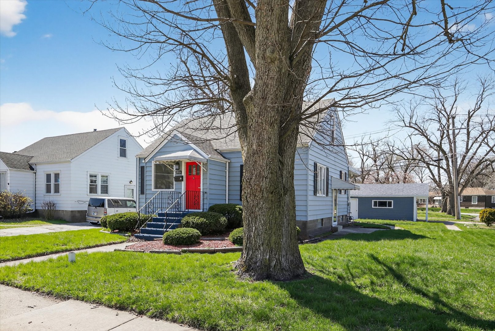 18504 Wentworth Avenue Property Photo 2