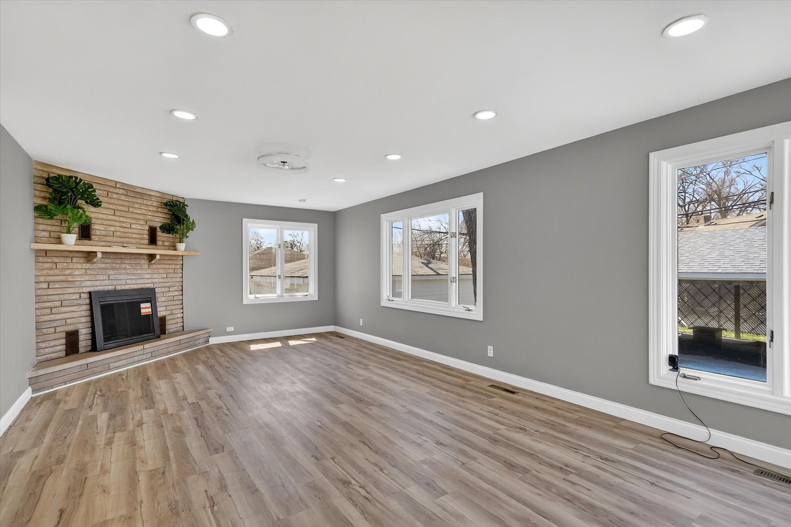 18504 Wentworth Avenue Property Photo 27