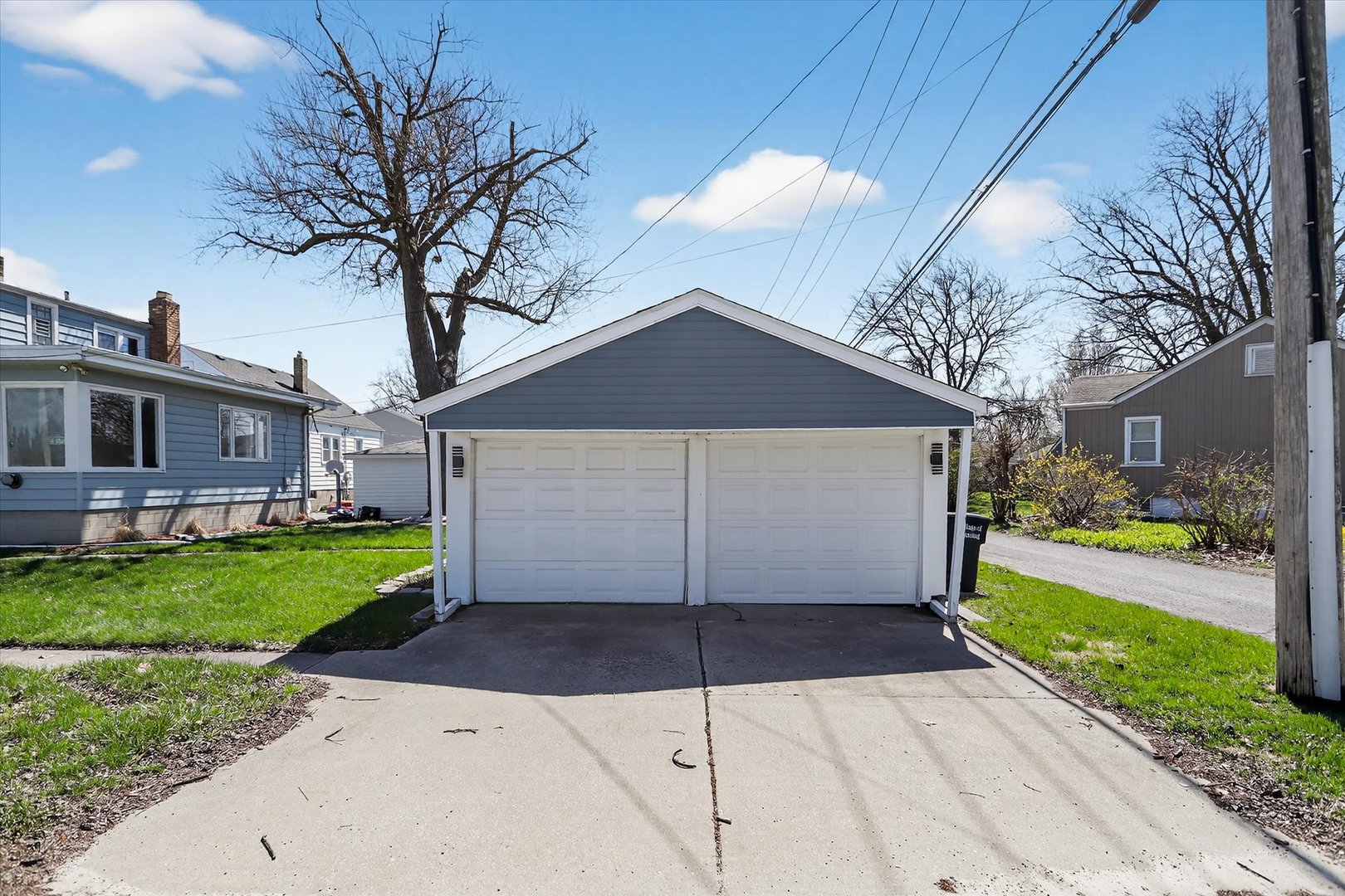 18504 Wentworth Avenue Property Photo 41
