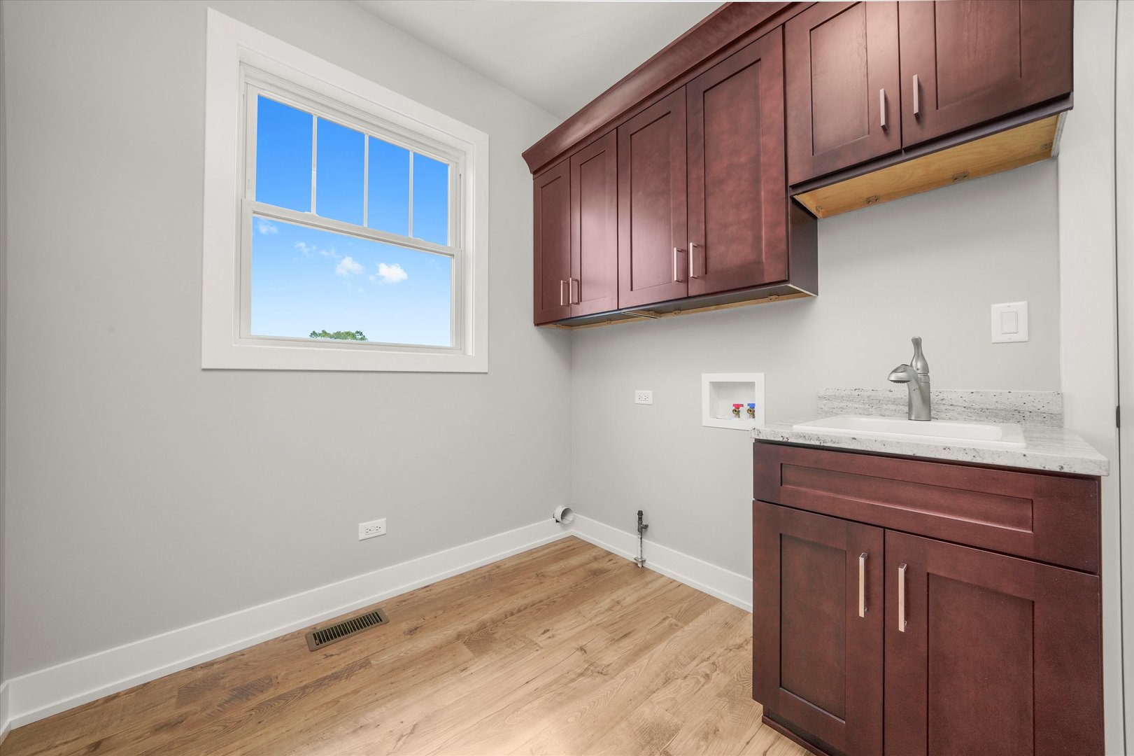 19505 Foxford Lane Property Photo 7