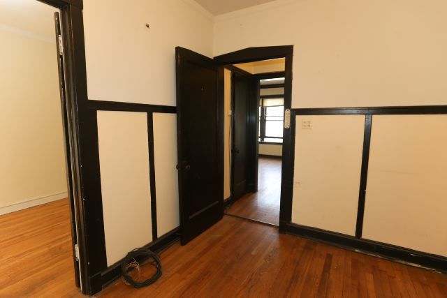 1923 W Winnemac Avenue 1 Property Photo 4