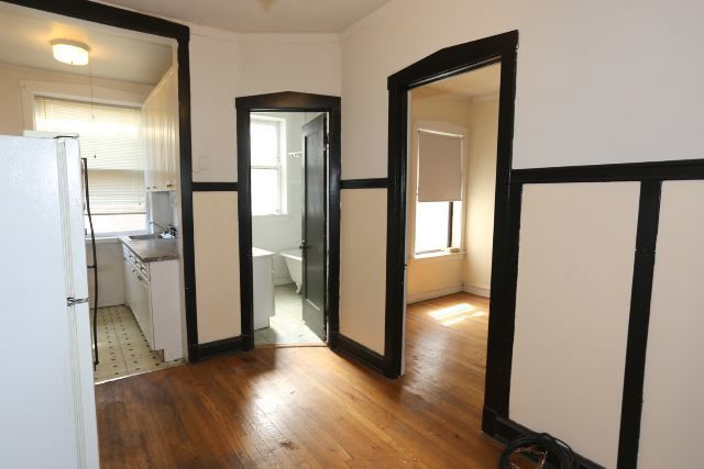 1923 W Winnemac Avenue 1 Property Photo 6