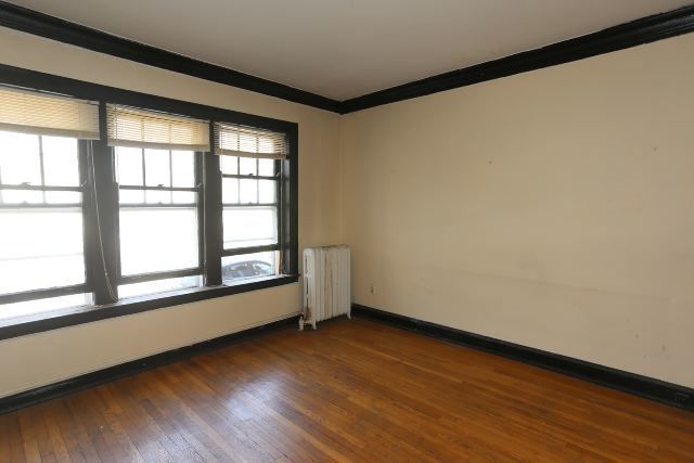 1923 W Winnemac Avenue 1 Property Photo 10