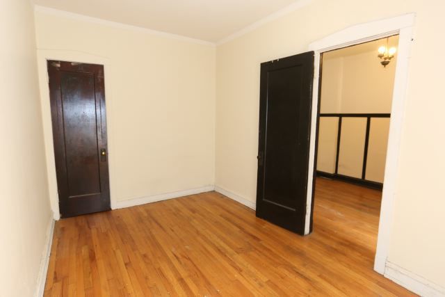 1923 W Winnemac Avenue 1 Property Photo 13