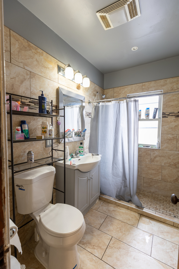 5820-24 W Roosevelt Road Property Photo 17
