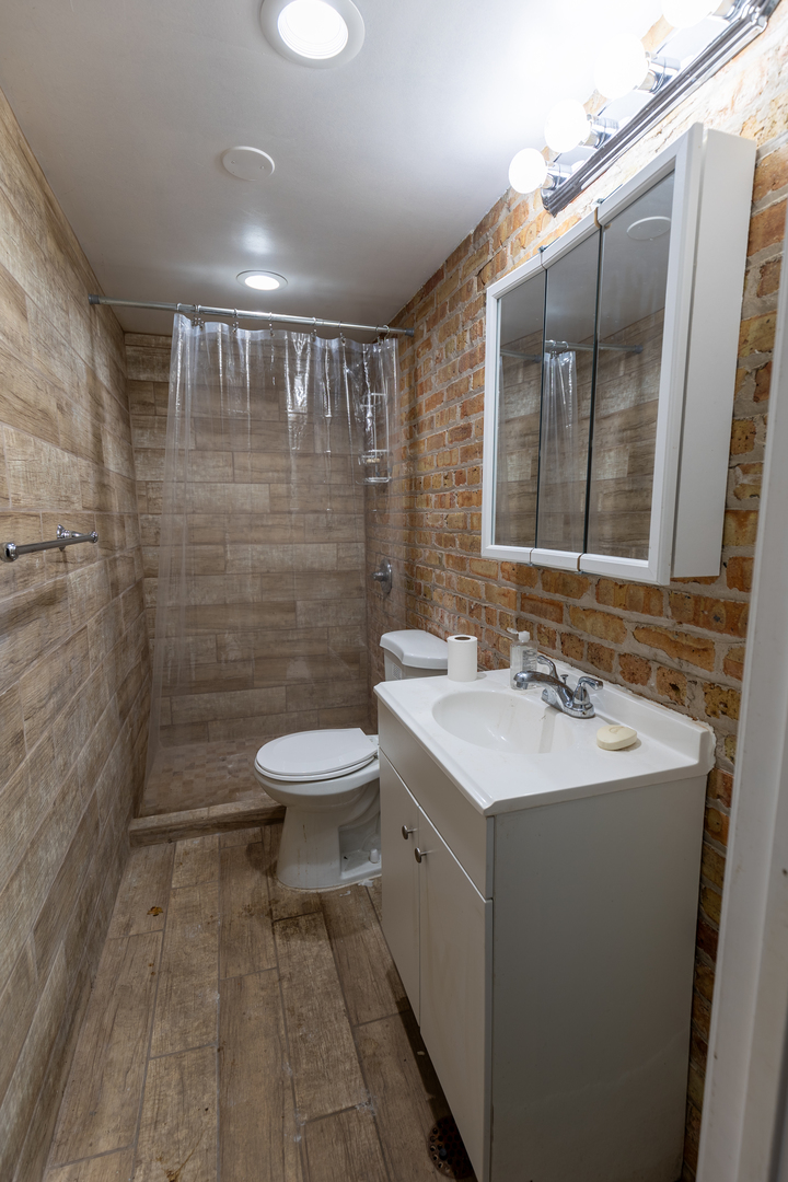 5820-24 W Roosevelt Road Property Photo 21