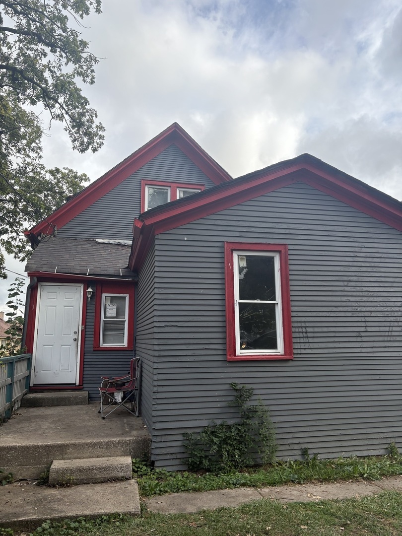 72 W 19th Street Property Photo 2