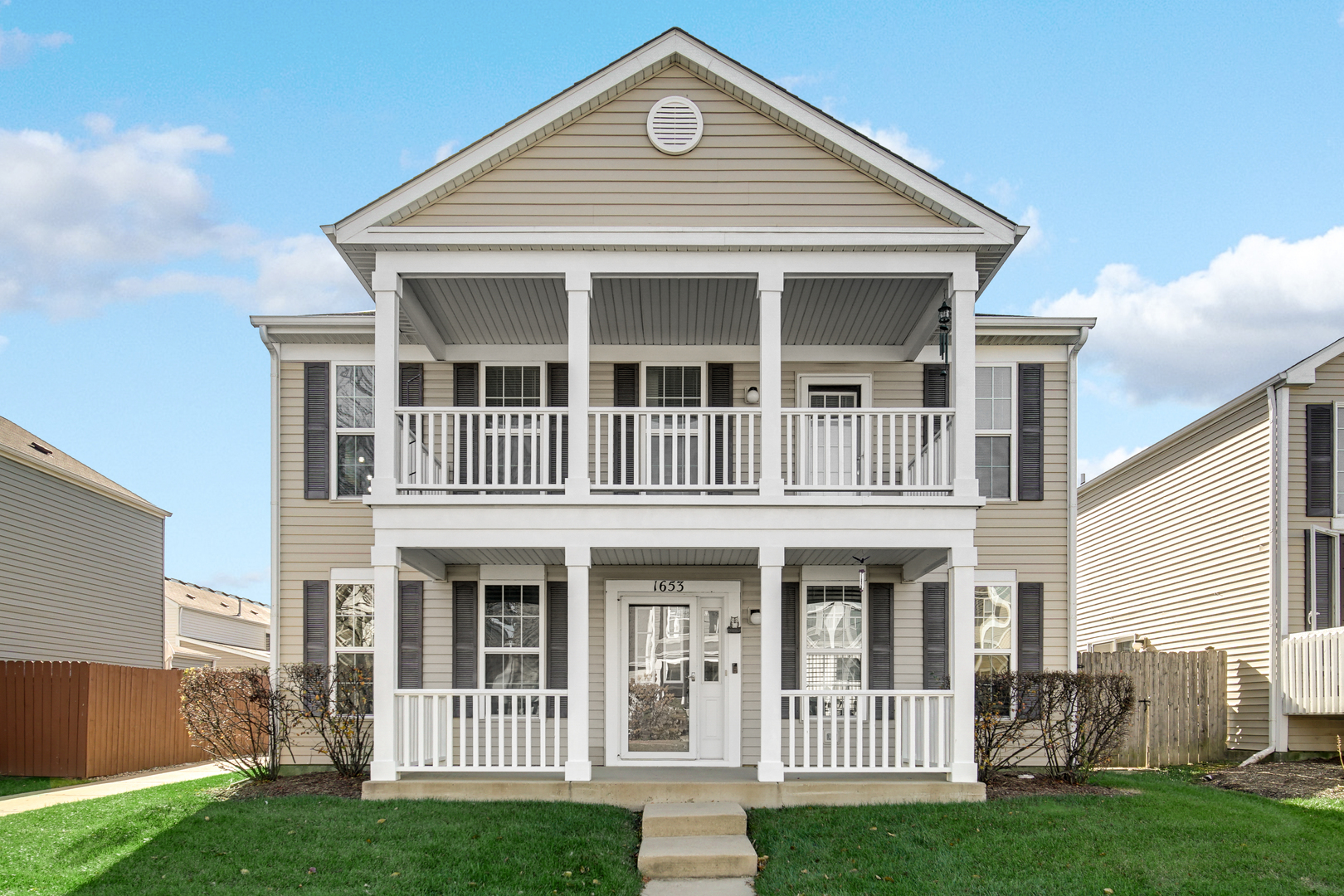 1653 Victoria Park Circle Property Photo 1