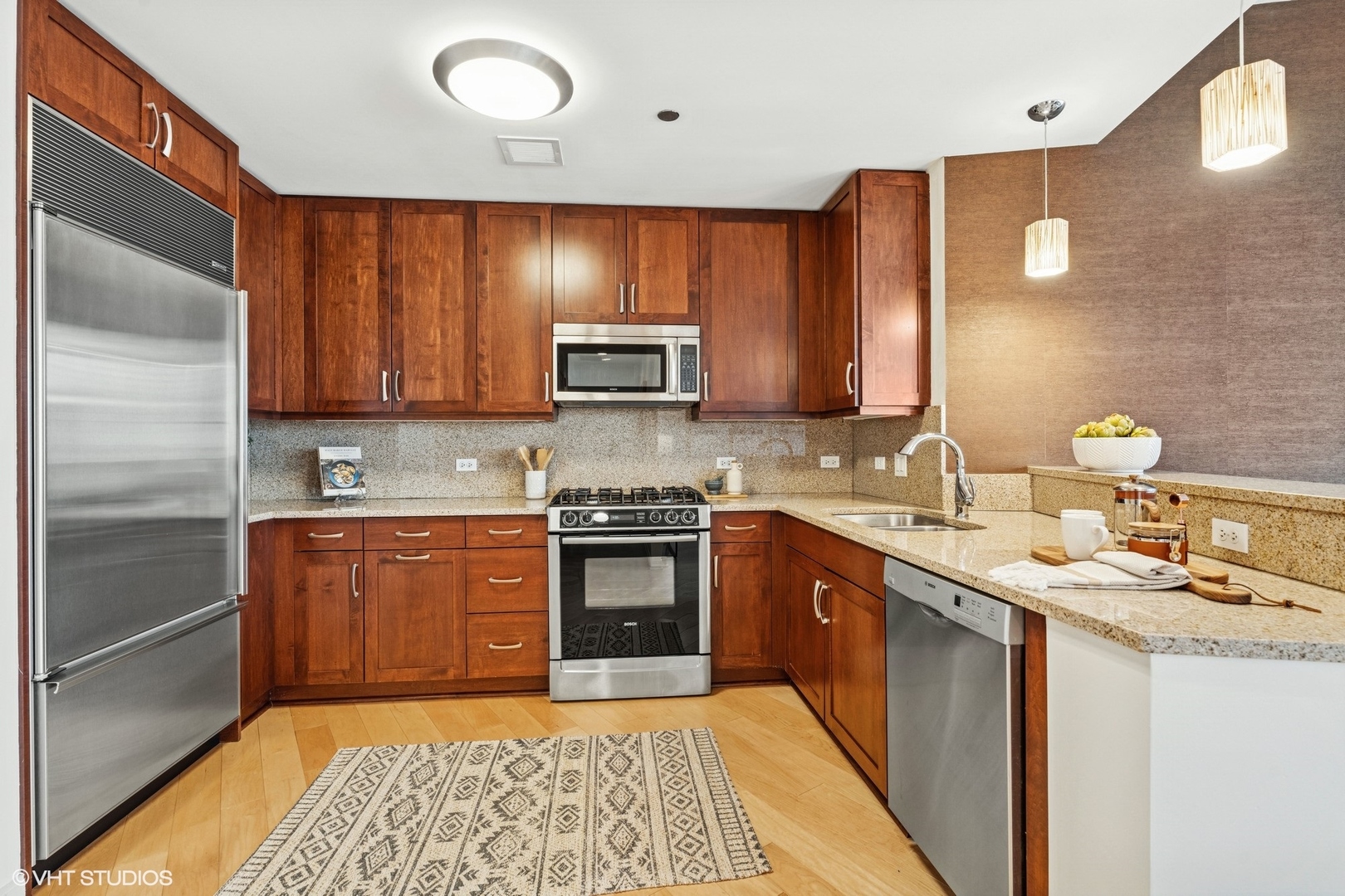 60 E Monroe Street 2408 Property Photo 8