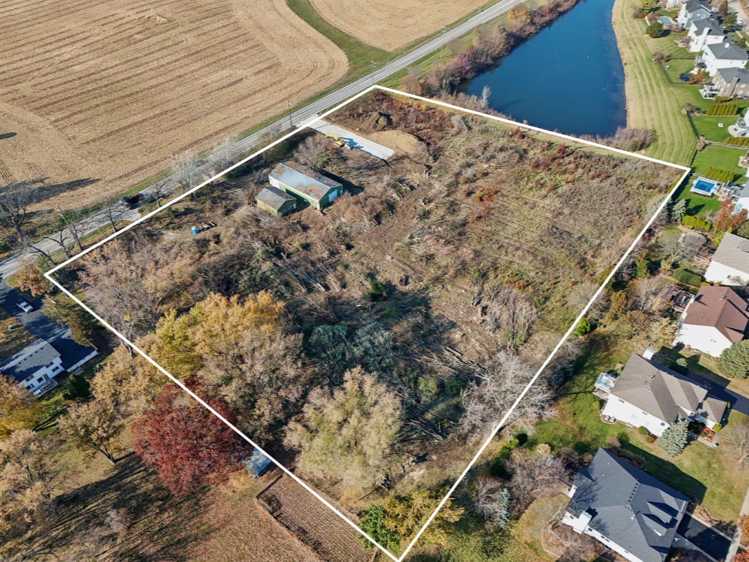 Unit 5c Prairie Grove Drive Property Photo 4