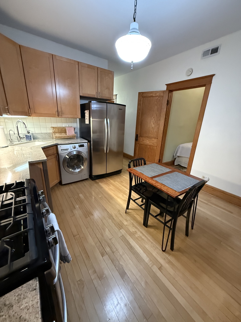 2134 N Damen Avenue 2 Property Photo 11
