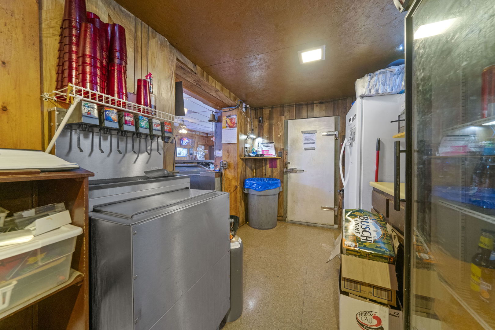 208 N Walnut Street Property Photo 20