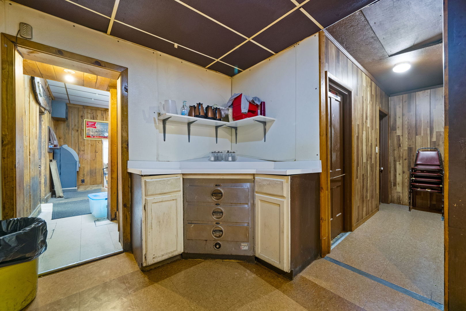 208 N Walnut Street Property Photo 24