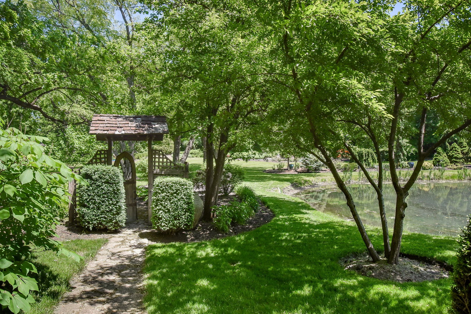 12520644 Property Photo 14