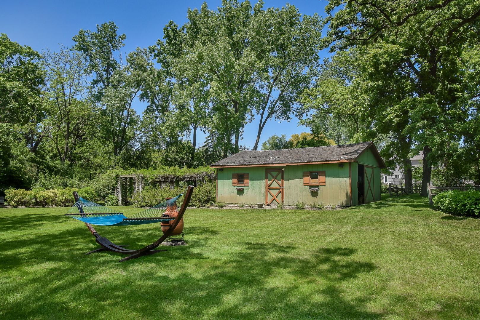 12520644 Property Photo 15
