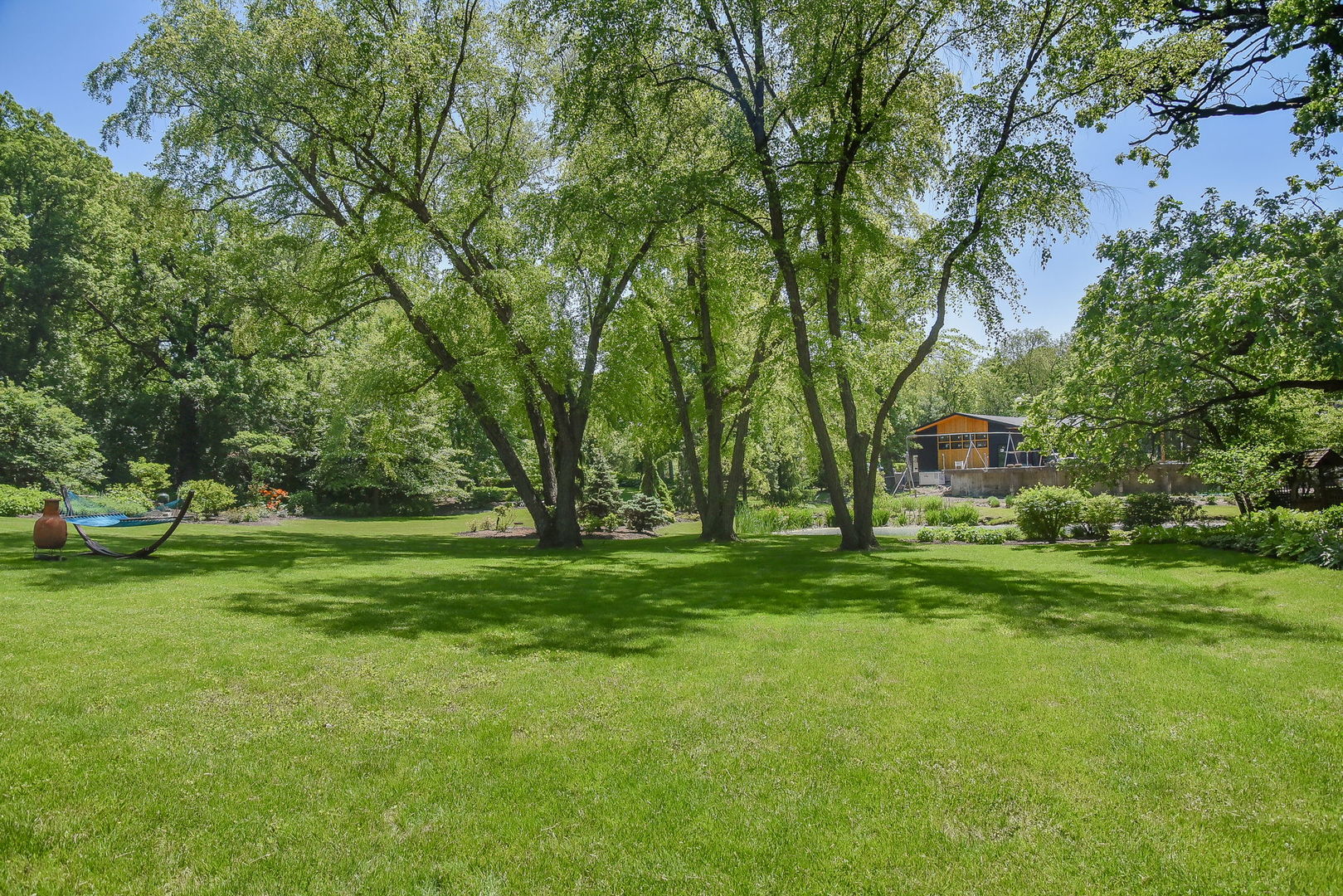 12520644 Property Photo 16
