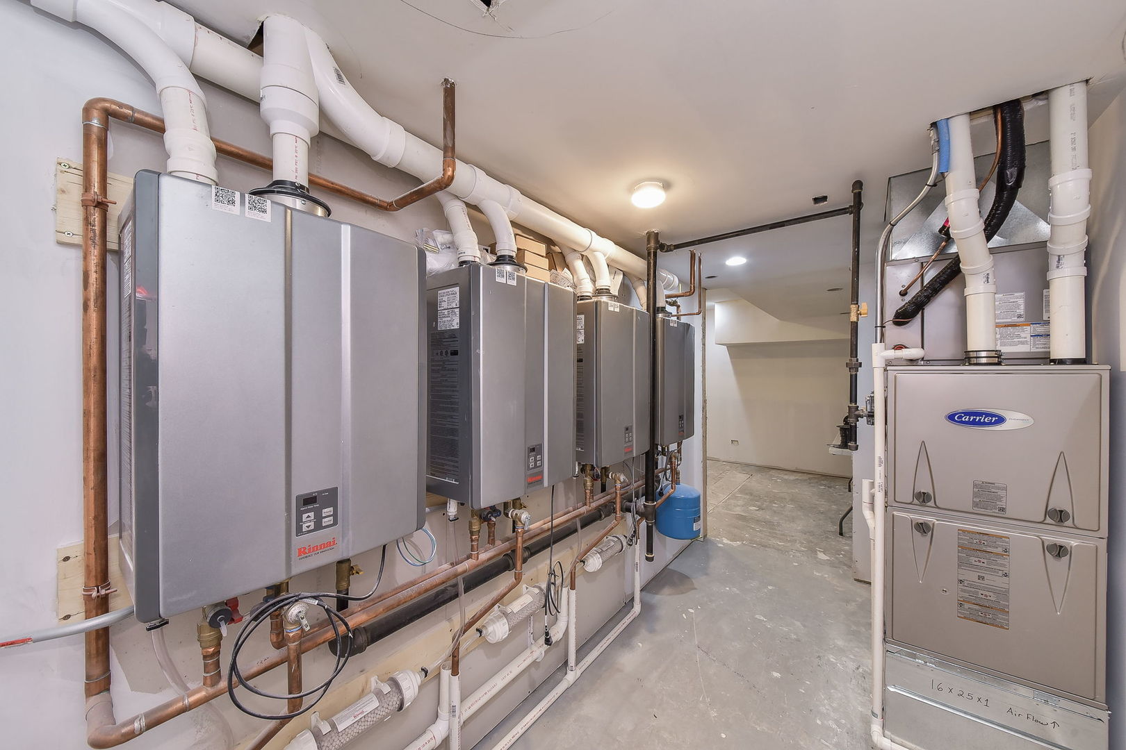 12520644 Property Photo 37