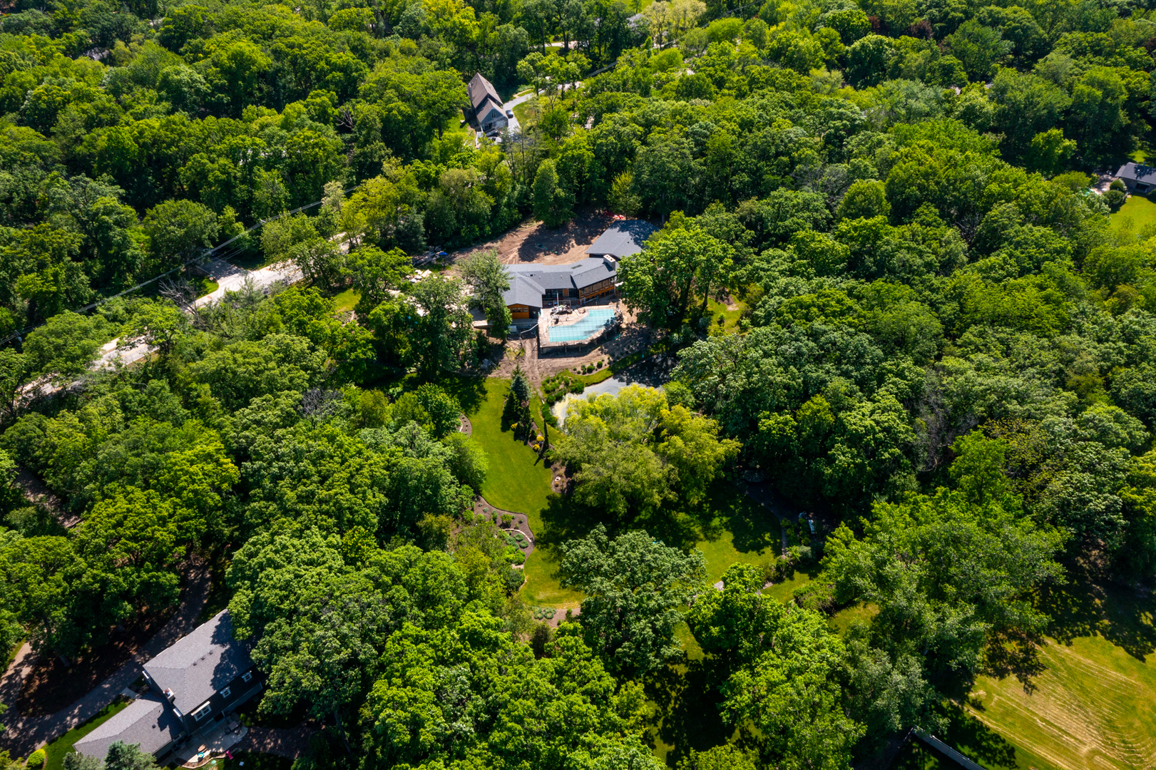 12520644 Property Photo 40