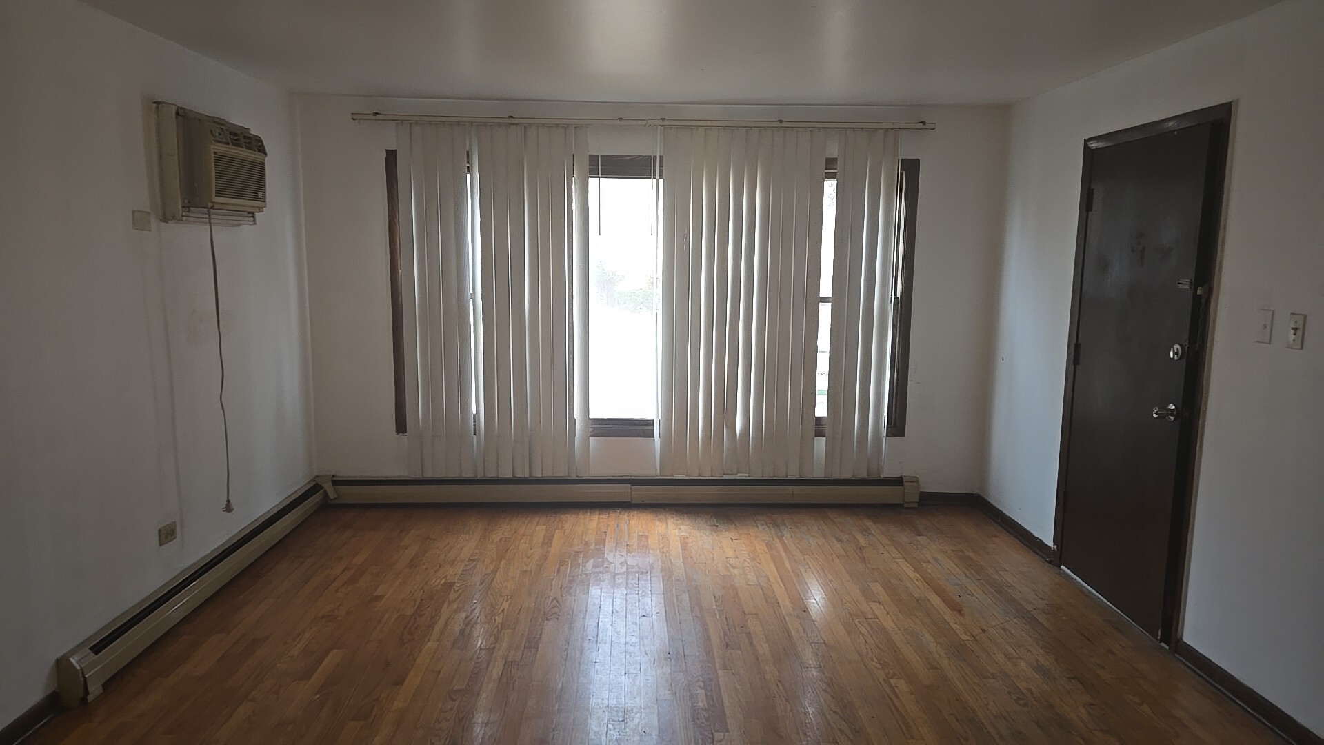 379 Madison Avenue Property Photo 6