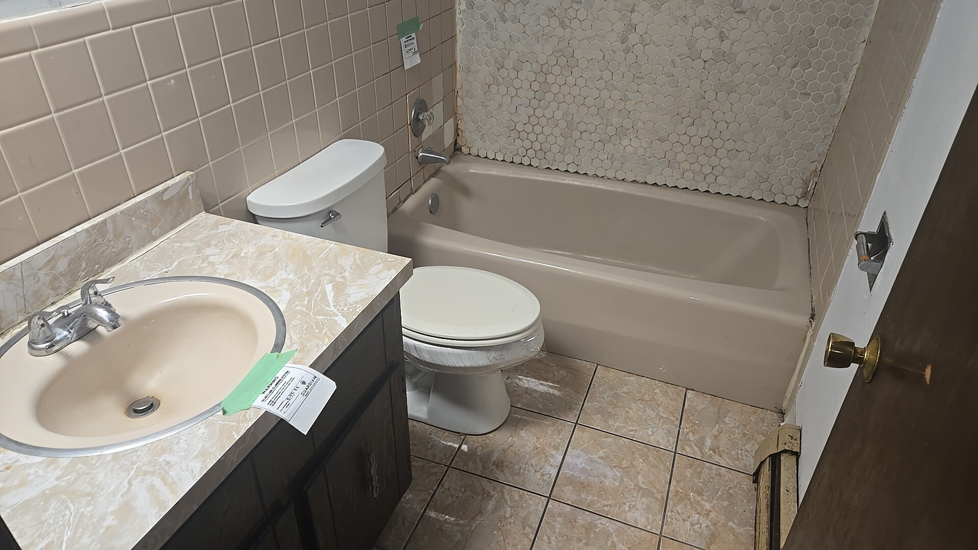 379 Madison Avenue Property Photo 10