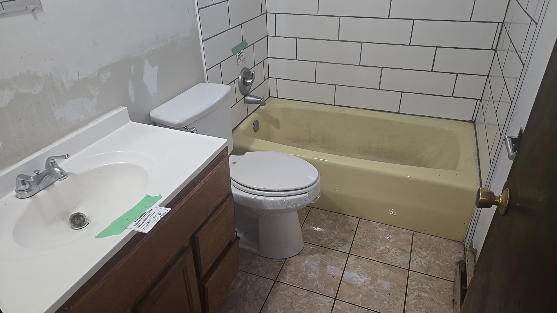 379 Madison Avenue Property Photo 18