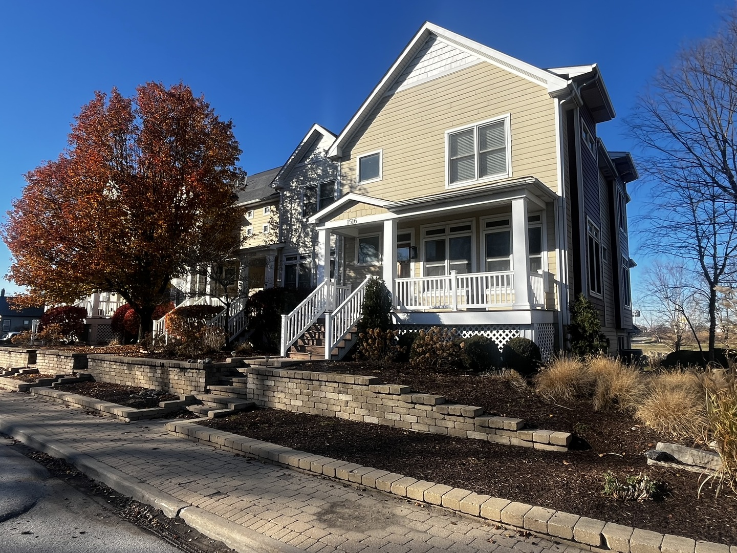1516 Broadway Street Property Photo 1