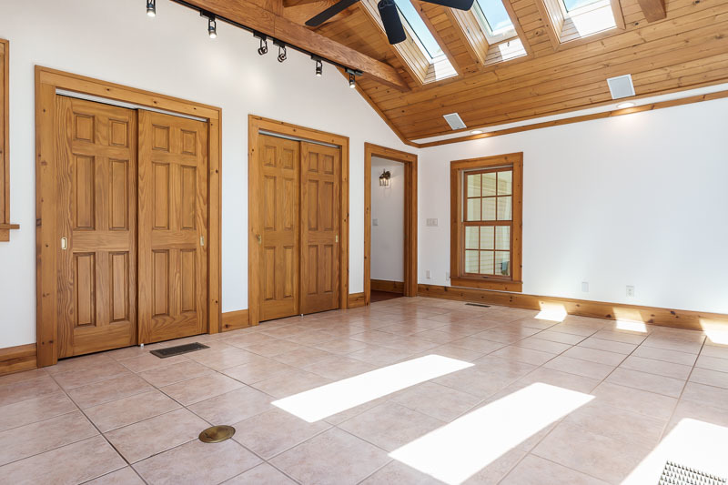 2716 Spring Creek Road Property Photo 8